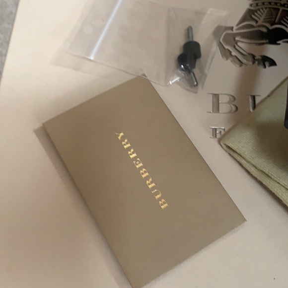 ♥️💯AUTHENTIC BURBERRY The artist pelling 110 peep toe ankle bootie ♥️ - Picture 6 of 12